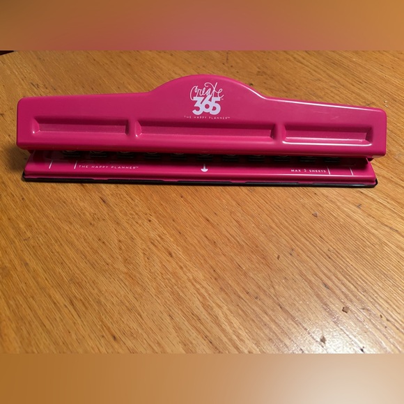 Happy Planner Punch - Picture 1 of 5